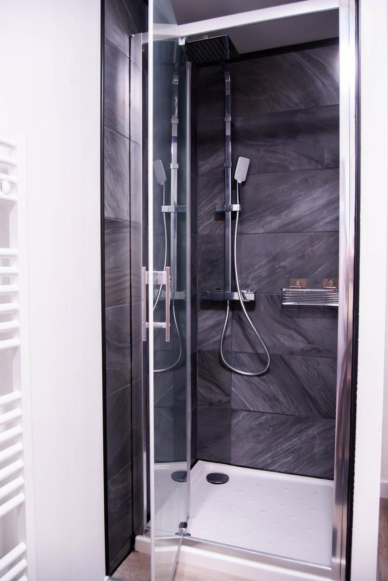 Suite Romantique Jacuzzi Moulins (Allier) Exterior foto
